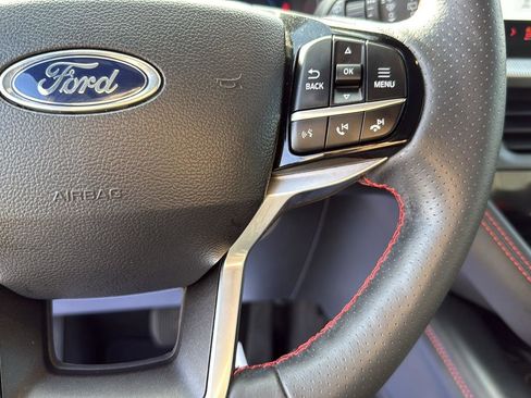 Used 2025 Ford Explorer ST-Line w/ Premium Package image 16