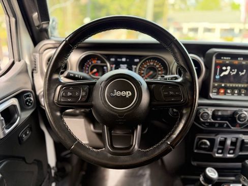 Used 2021 Jeep Wrangler Sport image 43
