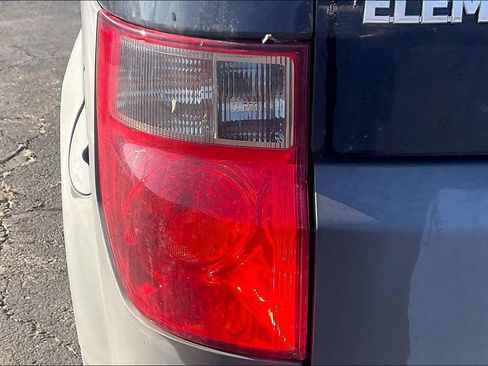 Used 2005 Honda Element LX image 18