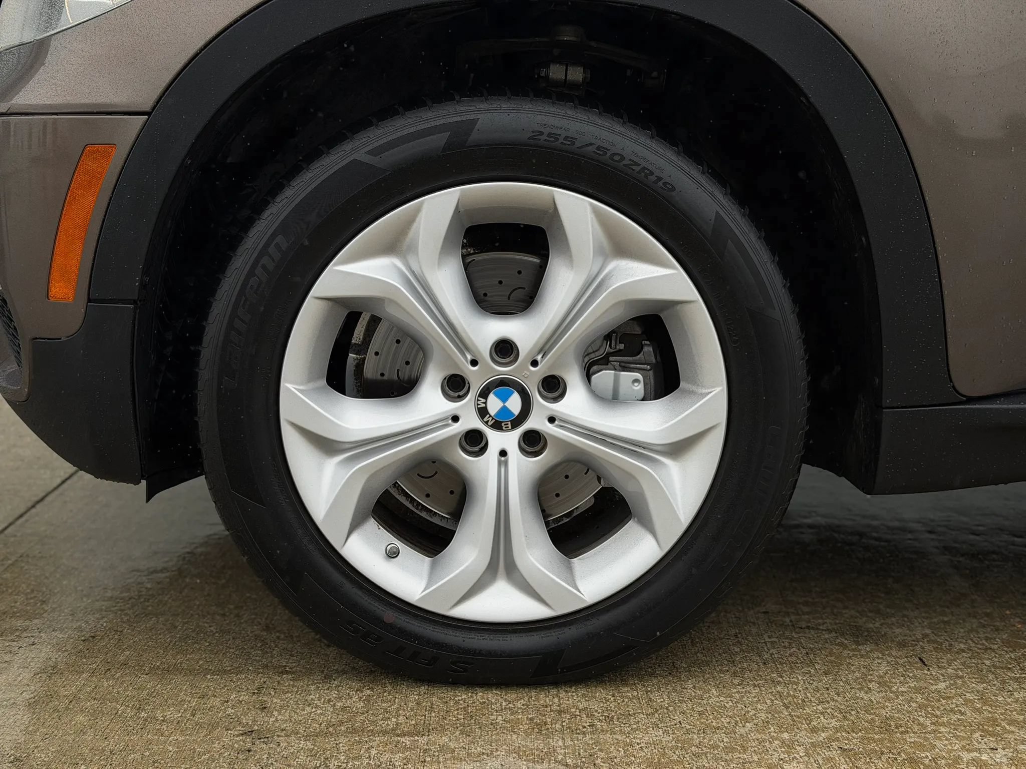 Used 2011 BMW X5 xDrive35d AWD/4WD image 32