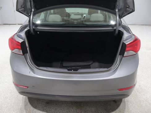 Used 2014 Hyundai Elantra Limited w/ Option Group 03 FWD image 20