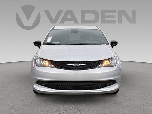 New 2026 Chrysler Voyager LX image 26