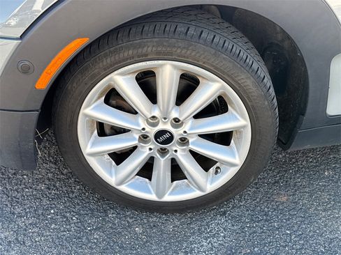 Used 2018 MINI Cooper Clubman S image 18