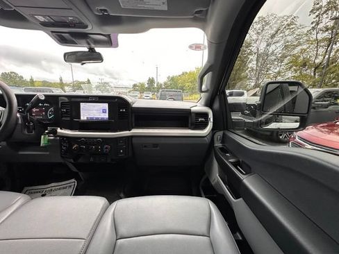 Used 2025 Ford F350 XL w/ XL Chrome Package AWD/4WD image 30