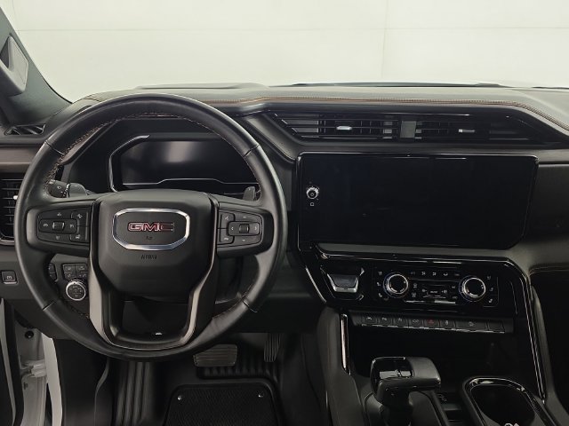 Used 2024 GMC Sierra 1500 AT4 w/ AT4 Preferred Package AWD/4WD image 17