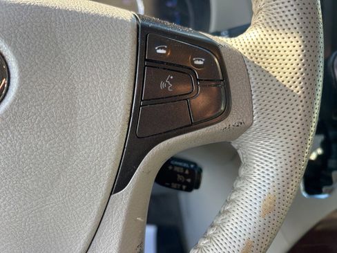 Used 2013 Toyota Sienna XLE image 11