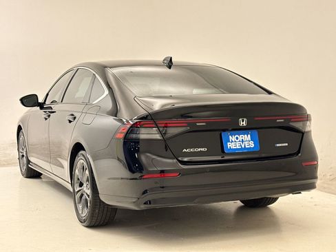 Certified 2025 Honda Accord EX-L image 7
