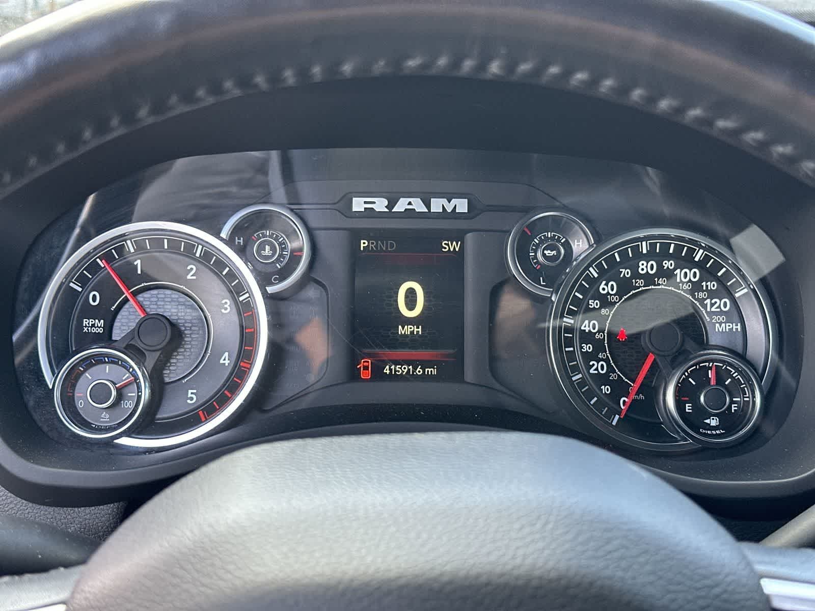 Used 2024 RAM 3500 Big Horn AWD/4WD image 23