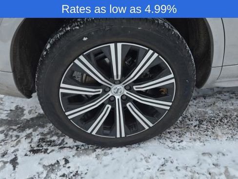 Used 2023 Volvo XC90 B6 Plus image 15