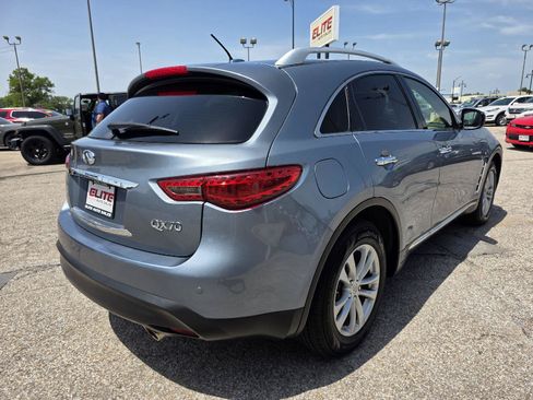 Used 2017 INFINITI QX70 2WD w/ Premium Package image 5