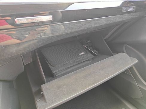 Used 2017 Audi Q7 3.0T Prestige w/ Prestige Package image 40