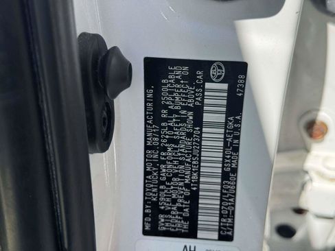 Used 2018 Toyota Avalon XLE Premium w/ All Weather Liner Package FWD image 15