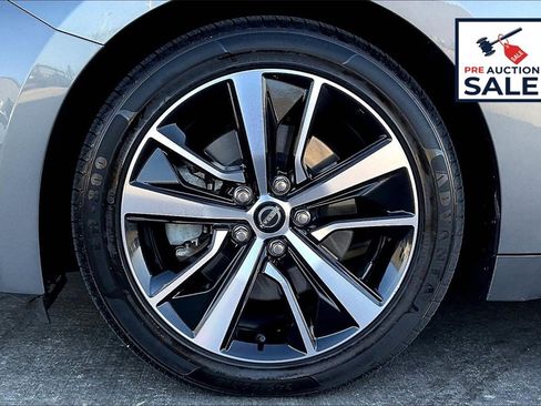 Used 2023 Nissan Maxima SV w/ Floor Mat Group image 9