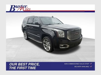 Used 2017 GMC Yukon SLT w/ Premium Edition