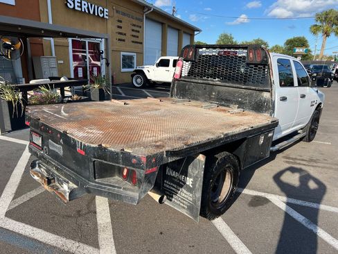 Used 2018 RAM 3500 Tradesman w/ Chrome Appearance Group AWD/4WD image 39