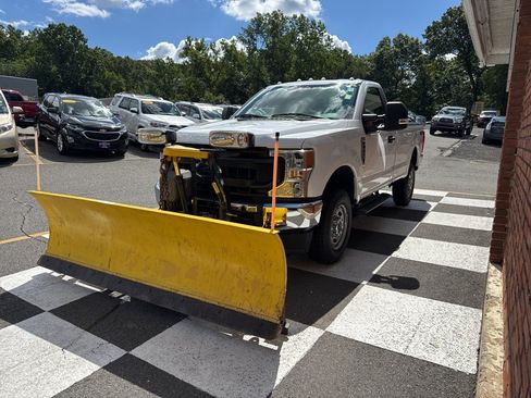 Used 2021 Ford F250 XL w/ Power Equipment Group AWD/4WD image 5