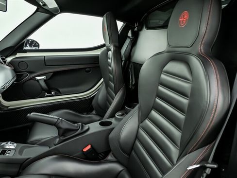 Used 2016 Alfa Romeo 4C Coupe w/ Coupe Track Package 1 RWD image 18