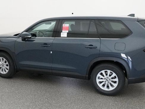 New 2026 Toyota Grand Highlander XLE FWD image 15
