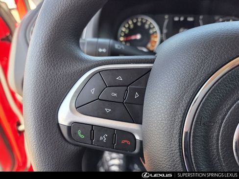 Used 2023 Jeep Renegade Latitude AWD/4WD image 25