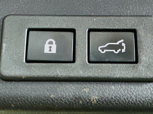 Used 2023 Subaru Ascent Premium w/ Convenience Package image 30