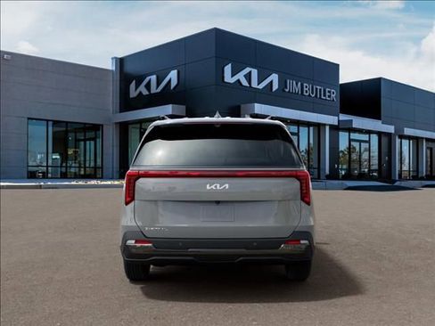 New 2026 Kia Carnival SX Prestige FWD image 5