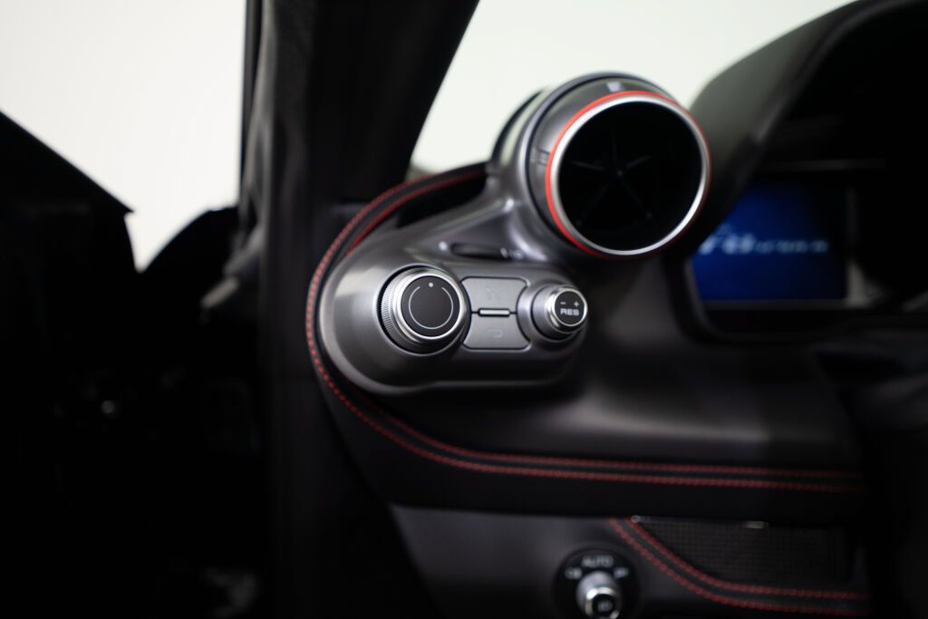 Used 2023 Ferrari F8 Tributo RWD image 35