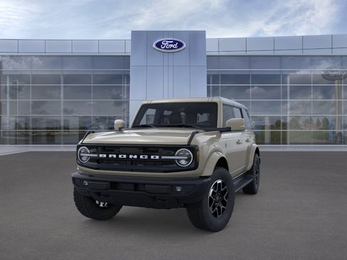 New 2025 Ford Bronco Outer Banks AWD/4WD image 2