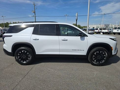 New 2026 Chevrolet Traverse Z71 w/ Driver Confidence Package AWD/4WD image 6