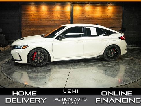 Used 2025 Honda Civic Type R image 1