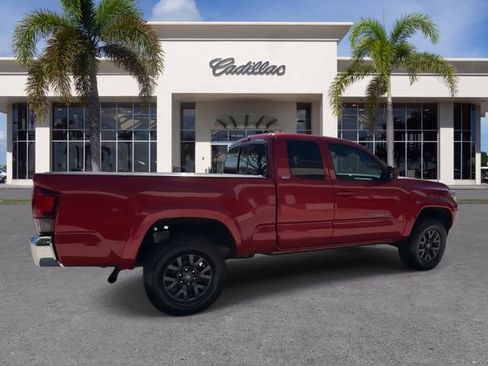 Used 2021 Toyota Tacoma SR5 image 15