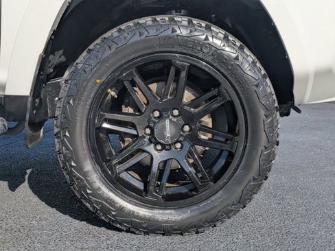 Used 2020 Toyota 4Runner SR5 Premium w/ Moonroof Package image 10