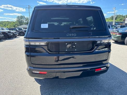 New 2026 Jeep Grand Wagoneer Limited w/ Premium Group II AWD/4WD image 4