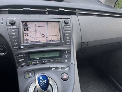 Used 2011 Toyota Prius Four w/ Solar Roof Pkg FWD image 26