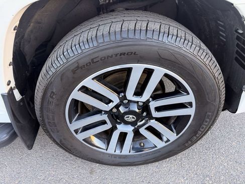 Used 2021 Toyota 4Runner Limited image 27