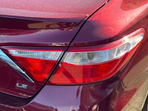 Used 2017 Toyota Camry LE FWD image 18