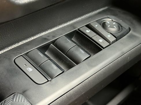 Used 2026 Toyota Tacoma SR5 RWD image 30