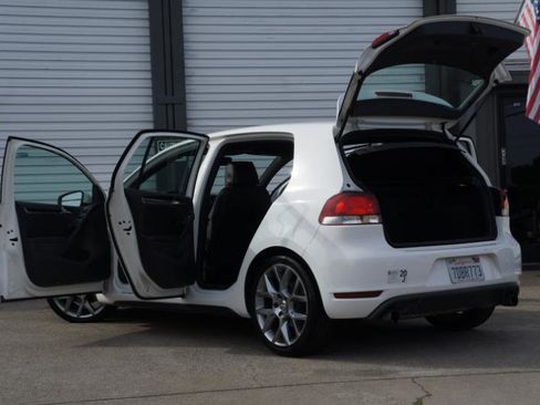 Used 2013 Volkswagen GTI Driver's Edition image 28