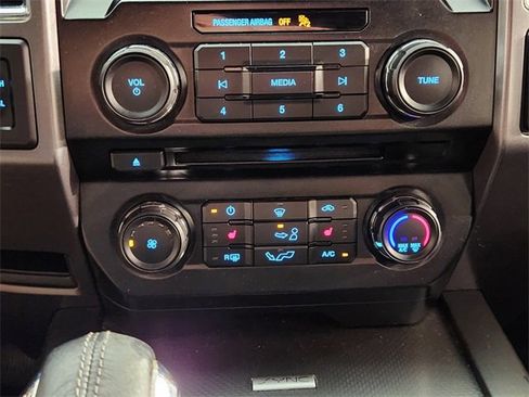 Used 2016 Ford F150 XLT w/ Equipment Group 302A Luxury image 19