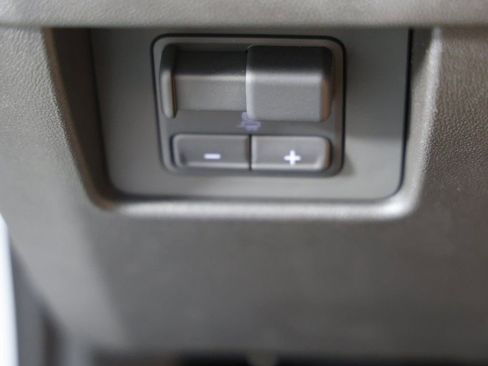 New 2025 GMC Canyon AT4 w/ Nightfall Edition image 24