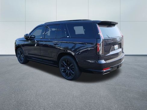 Certified 2024 Cadillac Escalade Sport w/ LPO, ONYX Package AWD/4WD image 4