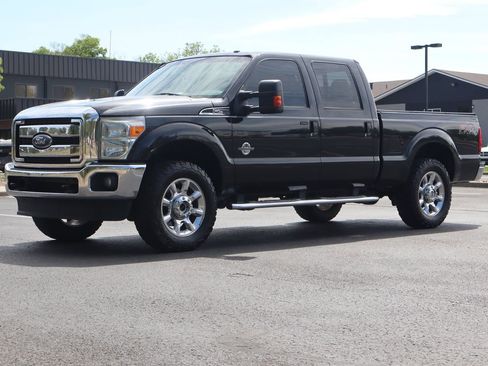 Used 2015 Ford F250 Lariat w/ Lariat Ultimate Package AWD/4WD image 11
