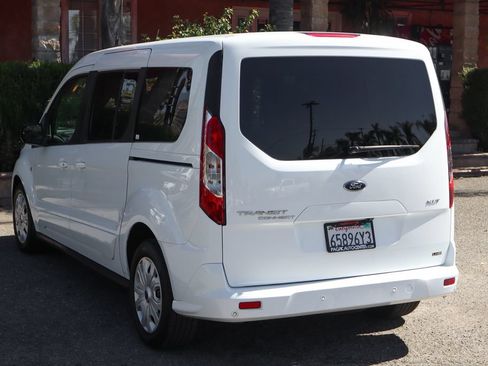 Used 2022 Ford Transit Connect XLT FWD image 7