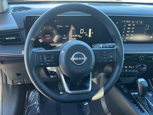 New 2026 Nissan Kicks SV image 23