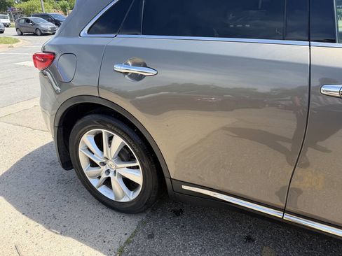 Used 2013 INFINITI FX37 AWD w/ Premium Pkg image 10