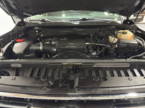 Used 2023 GMC Sierra 2500 SLT w/ SLT Premium Package image 42