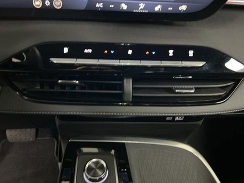 Certified 2026 Buick Enclave Preferred FWD image 18
