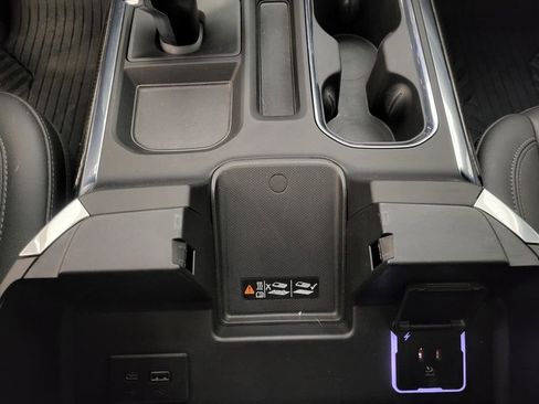 Certified 2025 Chevrolet Silverado 1500 LT Trail Boss w/ Convenience Package II image 8