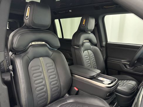 Used 2025 Rivian R1S Adventure image 20
