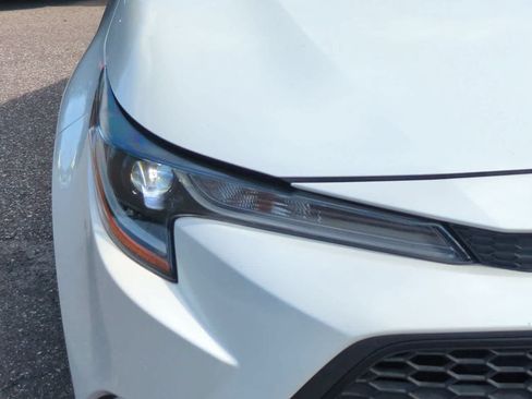 Used 2020 Toyota Corolla LE FWD image 10