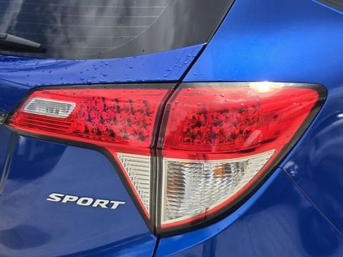Used 2020 Honda HR-V Sport image 10